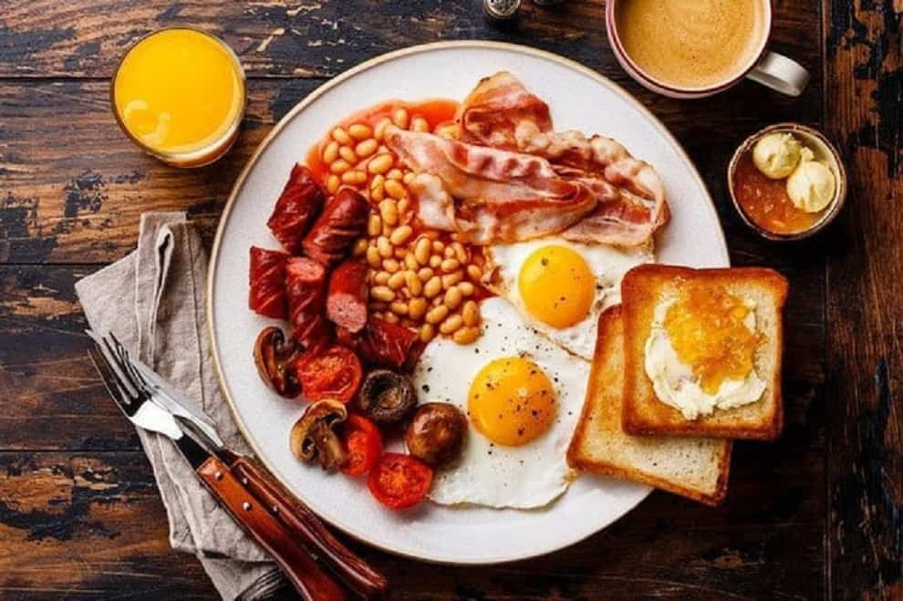 SAU KHI THỨC DẬY BUỔI SÁNG CẦN LÀM GÌ? SAU KHI THỨC DẬY BUỔI SÁNG CẦN LÀM GÌ?