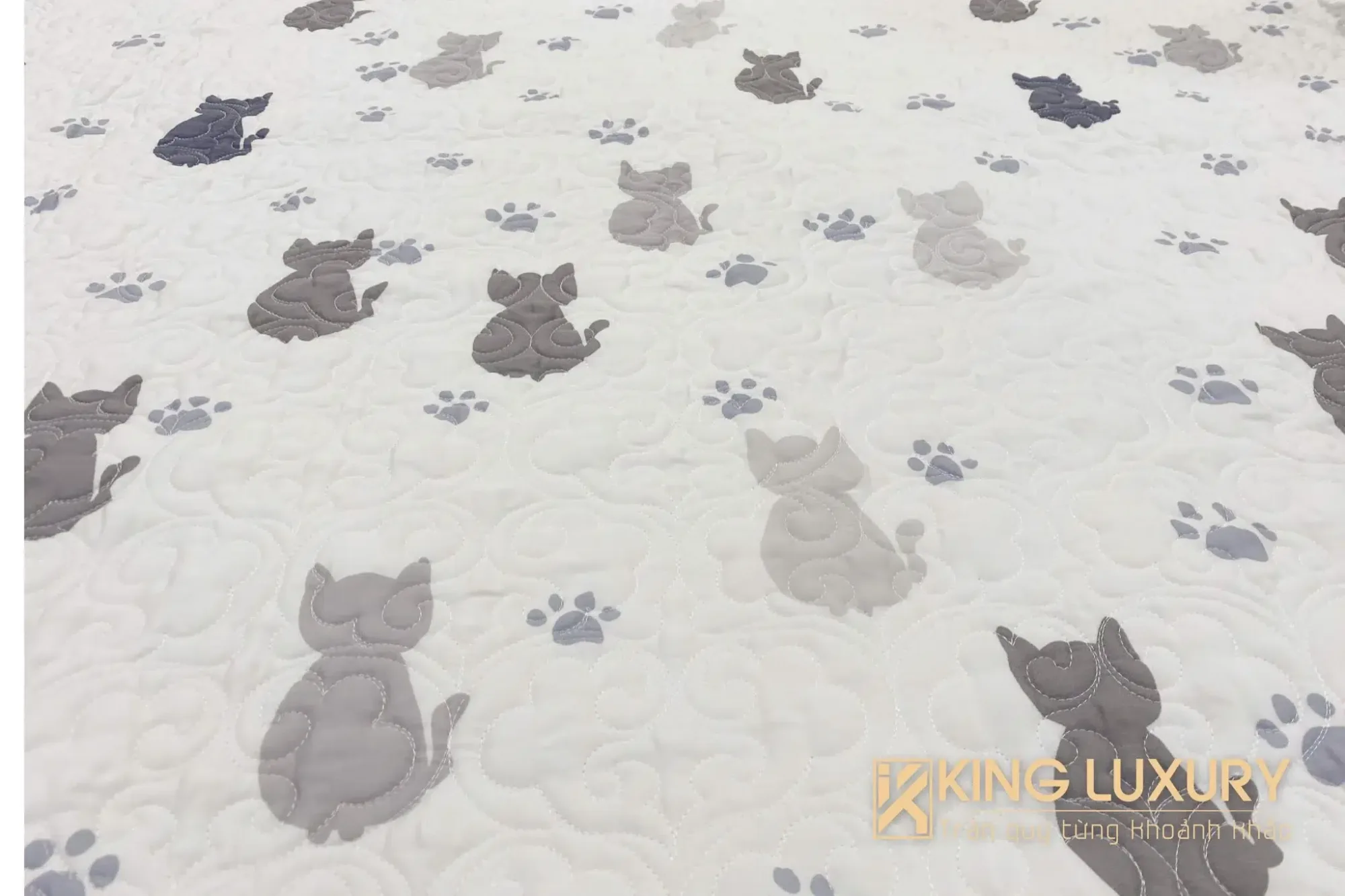 Katakura Tencel Meo Meo Trắng