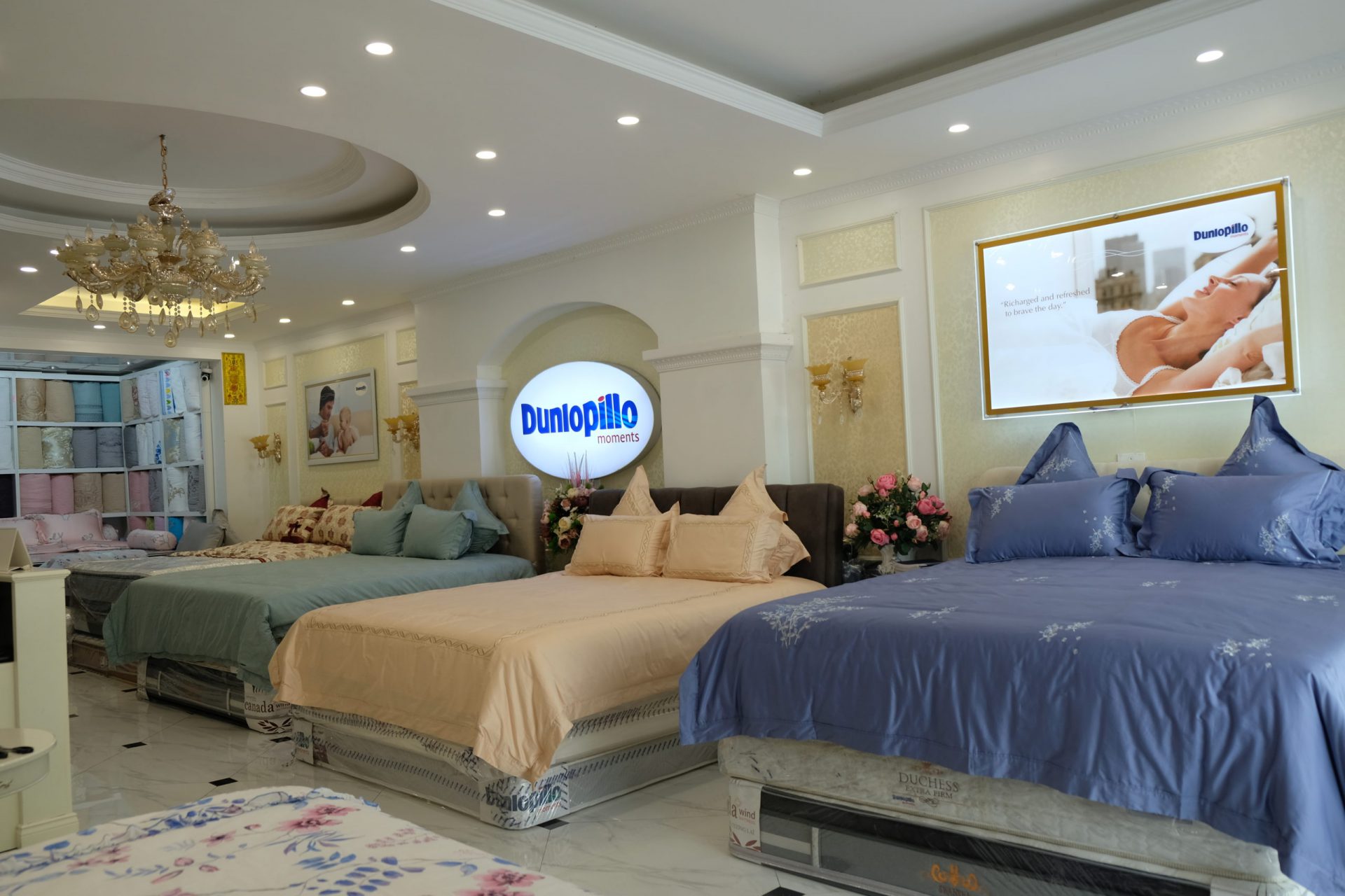 Đại lý nệm dunlopillo tại hà nội: Showroom Dunlopillo Luxury Hàm Nghi - Nam Từ Liêm