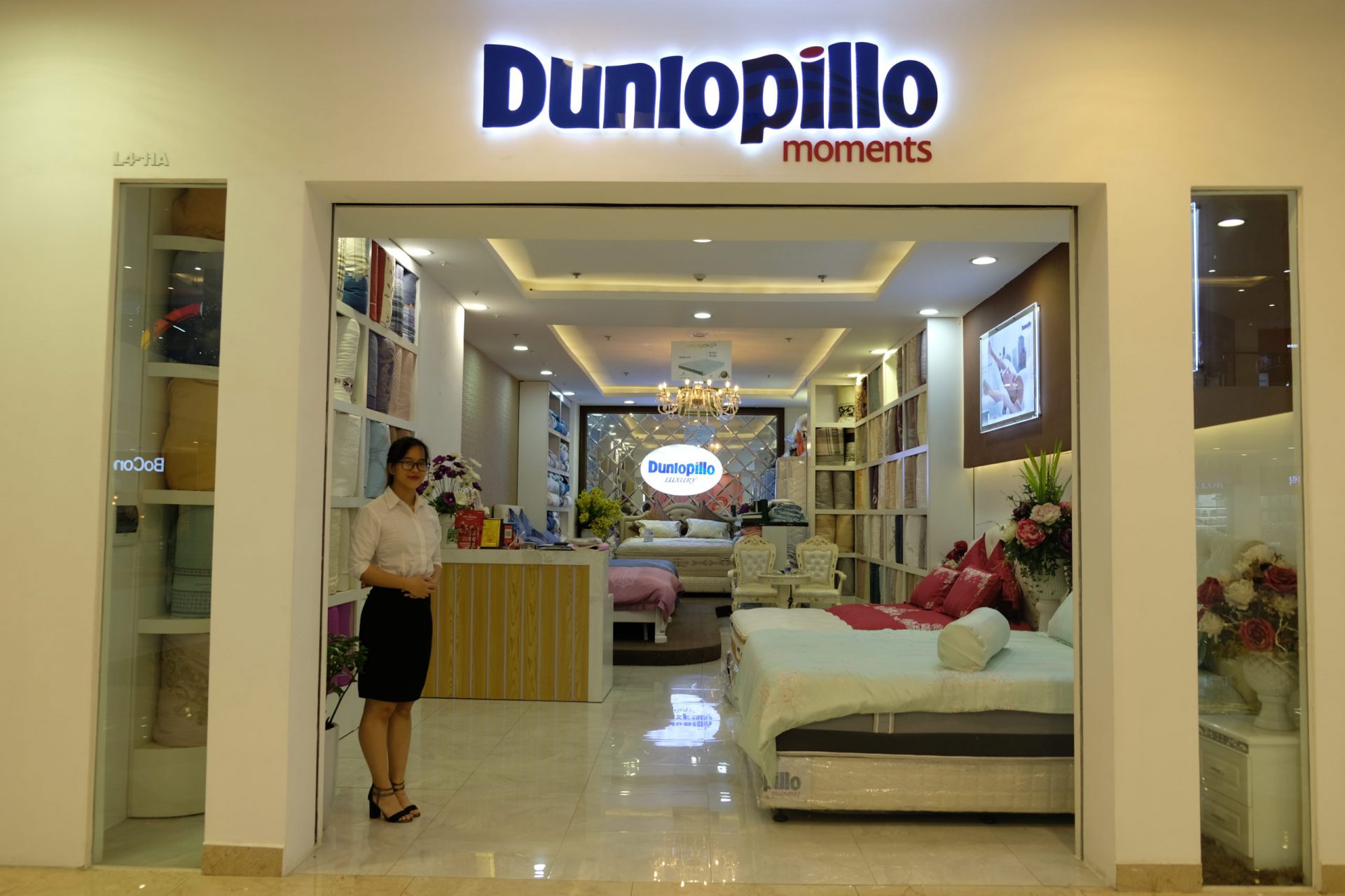 Đại lý nệm dunlopillo tại hà nội: Showroom Dunlopillo Luxury Nguyễn Chí Thanh