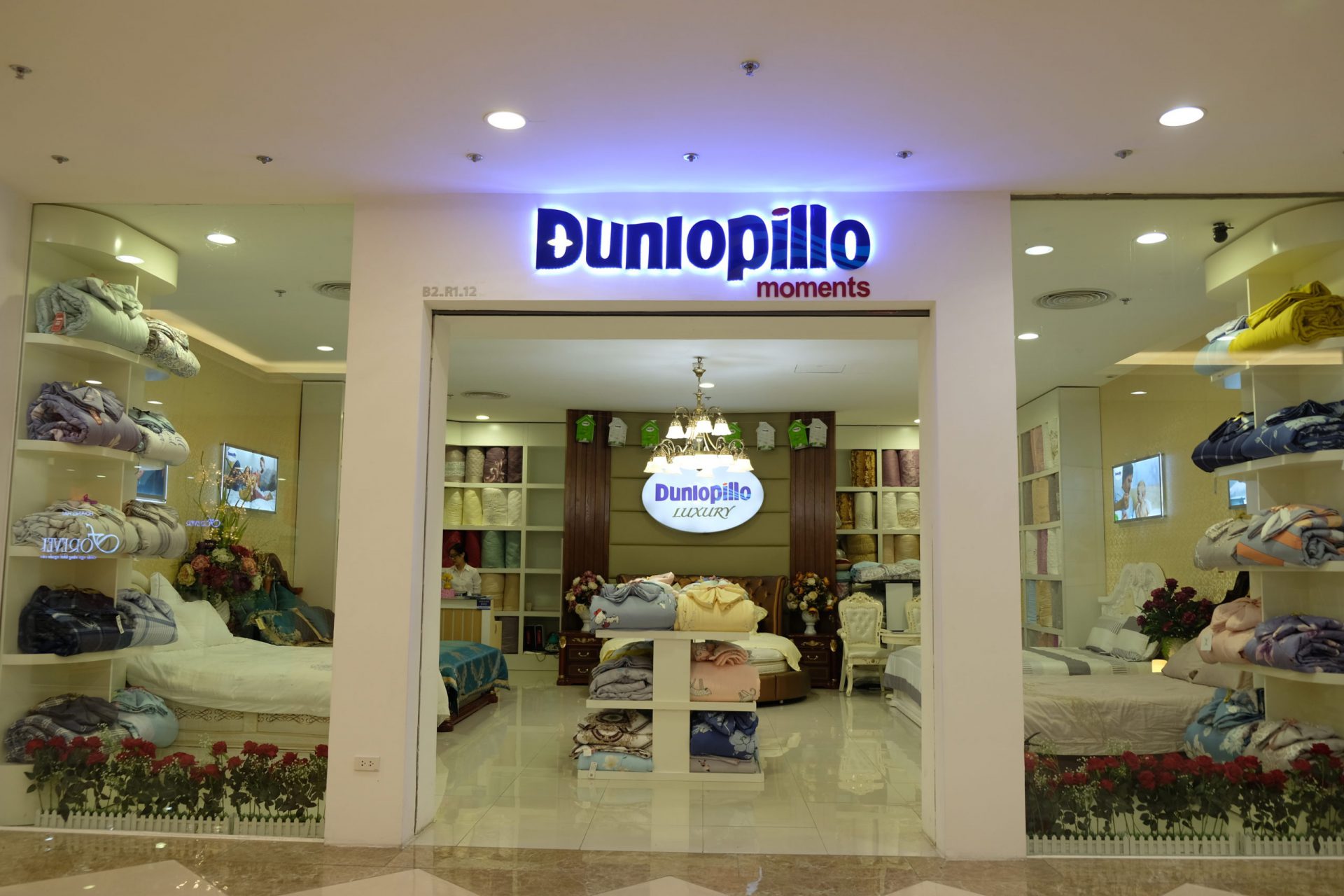 Đại lý nệm dunlopillo tại hà nội: Showroom Dunlopillo Luxury Royal City